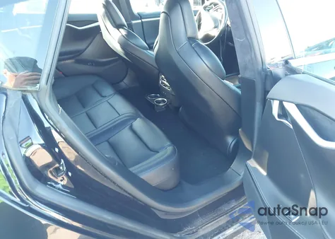 2017 Tesla Model S 60/75 z USA, uszkodzony, nr VIN 5YJSA1E16HF217627